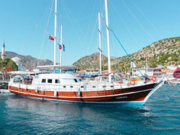 Aderina جولية