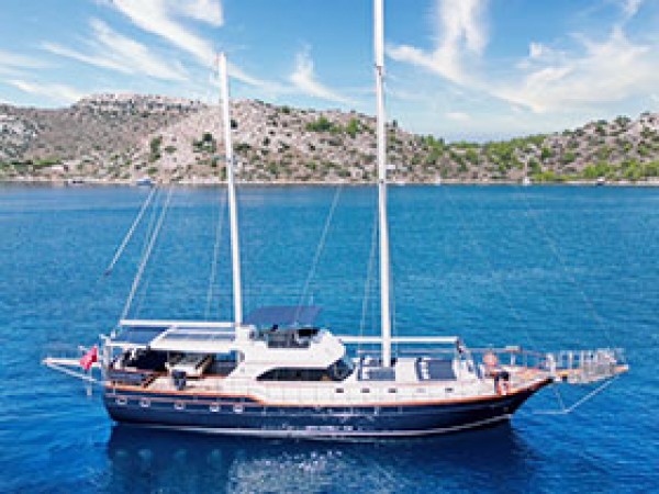 Deryam Deluxe جولية