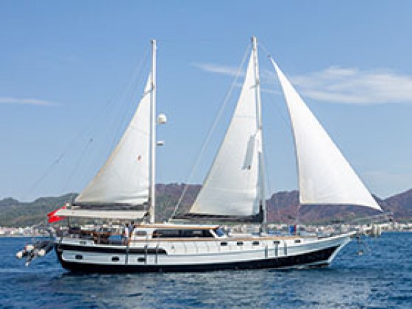 Grand Sailor جولية