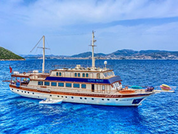 Love Boat جولية