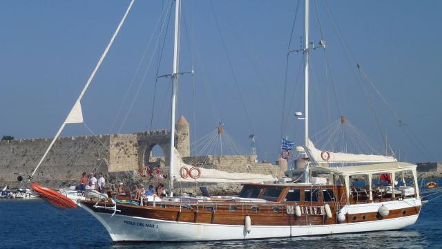 Perla Del Mar 1 جولية