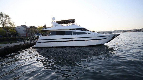 Azimut 65 Gokce محرك اليخت